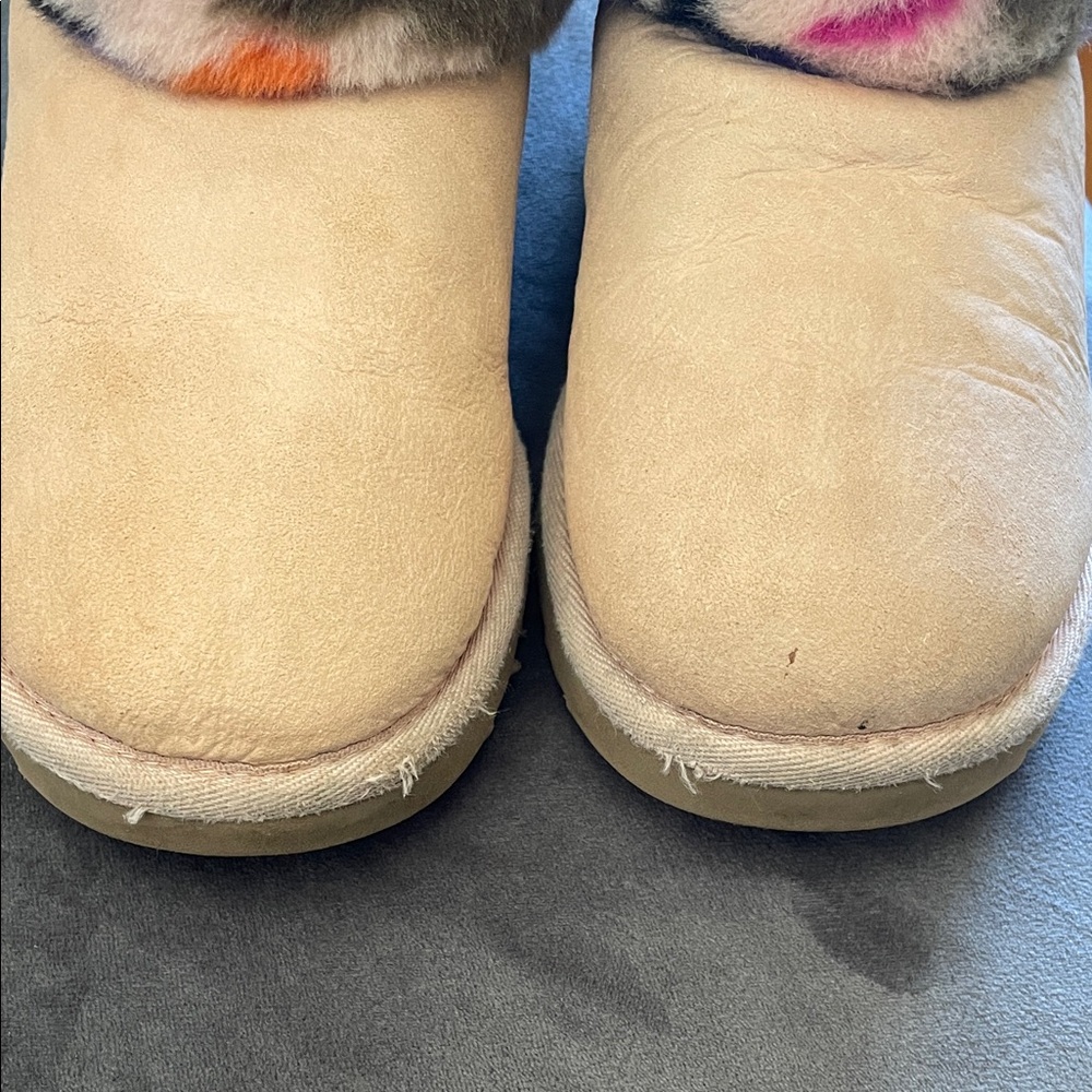 UGG Short Shearling Cuff Boots in Pink with Multicolor Fur - Picture 6 of 8